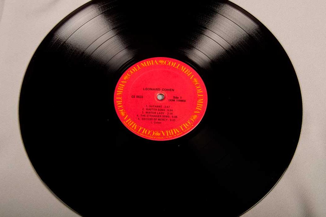 Songs of Leonard Cohen (LP vinyl featuring Suzanne) - 1970